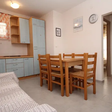 Faustina 02 Apartamento Rosolina Mare