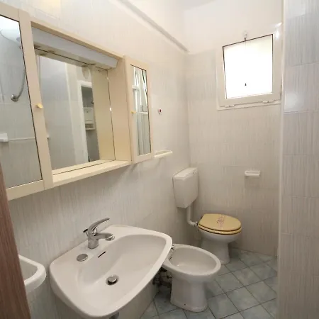 Faustina 02 * Rosolina Mare